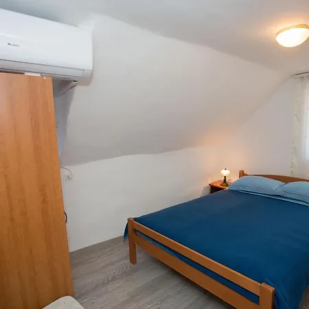 Nice Well-located Duplex Split